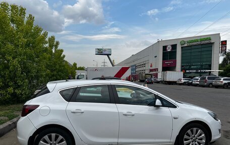 Opel Astra J, 2011 год, 650 000 рублей, 4 фотография