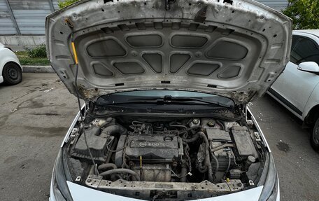 Opel Astra J, 2011 год, 650 000 рублей, 16 фотография