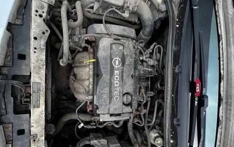 Opel Astra J, 2011 год, 650 000 рублей, 17 фотография