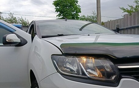 Renault Logan II, 2016 год, 950 000 рублей, 19 фотография