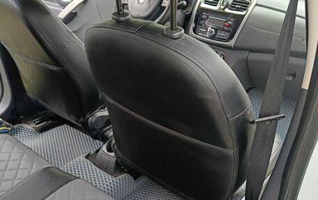 Renault Logan II, 2016 год, 950 000 рублей, 24 фотография