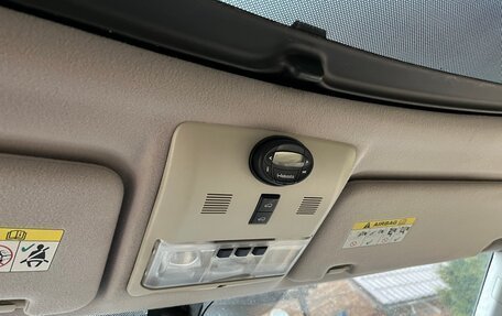 Land Rover Discovery III, 2008 год, 1 100 000 рублей, 7 фотография