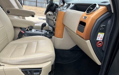 Land Rover Discovery III, 2008 год, 1 100 000 рублей, 8 фотография
