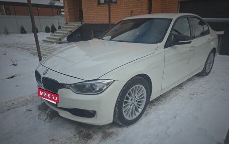 BMW 3 серия, 2012 год, 1 750 000 рублей, 10 фотография