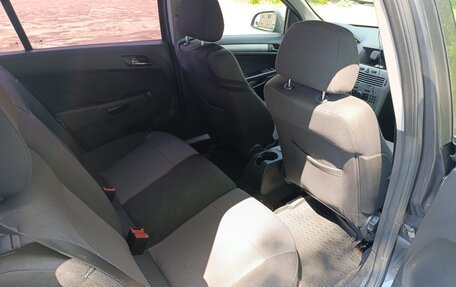 Opel Astra H, 2011 год, 900 000 рублей, 11 фотография