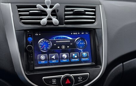 Hyundai Solaris II рестайлинг, 2012 год, 650 000 рублей, 6 фотография