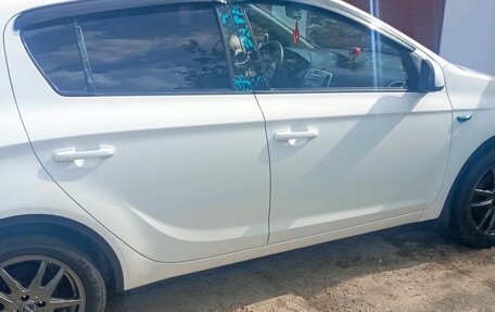 Hyundai i20 IB рестайлинг, 2010 год, 600 000 рублей, 13 фотография