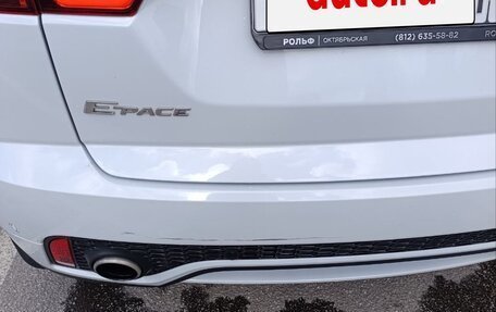 Jaguar E-Pace, 2018 год, 2 990 000 рублей, 6 фотография