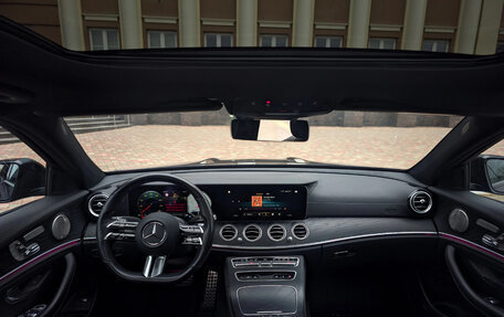 Mercedes-Benz E-Класс, 2021 год, 4 900 000 рублей, 12 фотография
