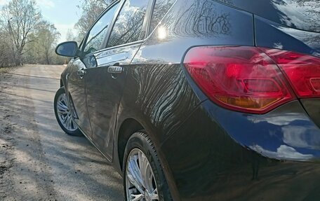 Opel Astra J, 2010 год, 650 000 рублей, 13 фотография