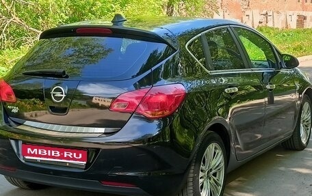 Opel Astra J, 2010 год, 650 000 рублей, 10 фотография