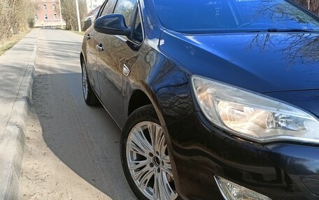 Opel Astra J, 2010 год, 650 000 рублей, 23 фотография