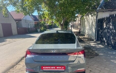 Hyundai Elantra, 2021 год, 2 100 000 рублей, 6 фотография