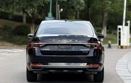 Skoda Superb III рестайлинг, 2020 год, 2 120 000 рублей, 3 фотография
