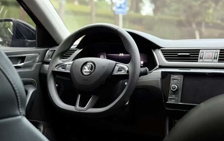 Skoda Superb III рестайлинг, 2020 год, 2 120 000 рублей, 10 фотография