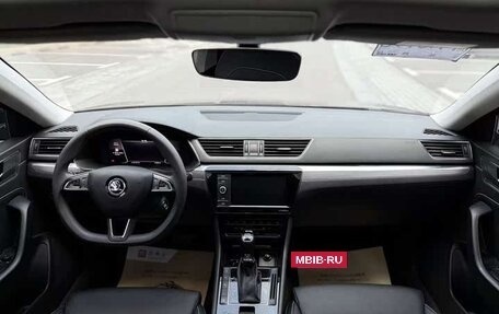Skoda Superb III рестайлинг, 2020 год, 2 120 000 рублей, 9 фотография