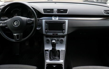 Volkswagen Passat CC I рестайлинг, 2013 год, 1 500 000 рублей, 14 фотография