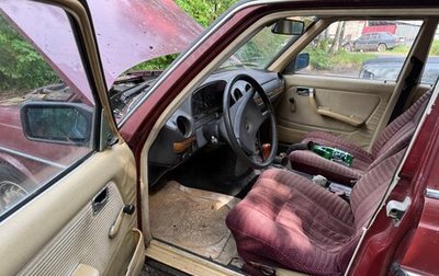 Mercedes-Benz W123, 1983 год, 400 000 рублей, 1 фотография