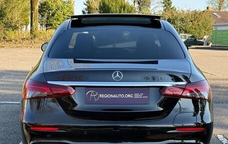 Mercedes-Benz E-Класс, 2021 год, 4 891 000 рублей, 5 фотография