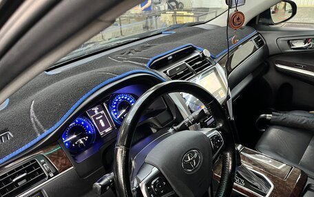 Toyota Camry, 2018 год, 2 600 000 рублей, 11 фотография