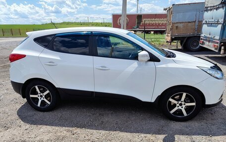 Hyundai ix35 I рестайлинг, 2012 год, 1 450 000 рублей, 5 фотография