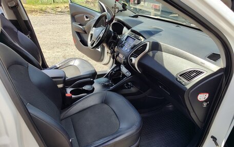 Hyundai ix35 I рестайлинг, 2012 год, 1 450 000 рублей, 4 фотография