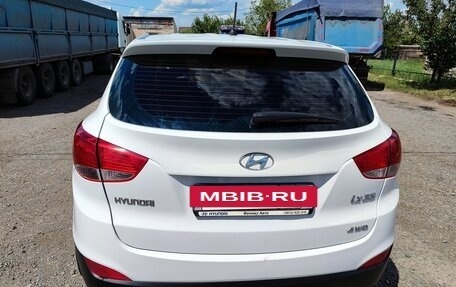 Hyundai ix35 I рестайлинг, 2012 год, 1 450 000 рублей, 2 фотография
