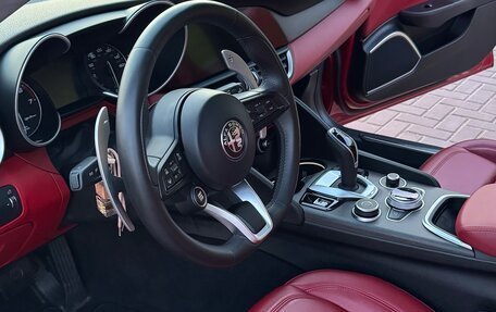 Alfa Romeo Giulia II, 2021 год, 3 300 000 рублей, 10 фотография