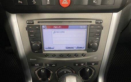 Opel Antara I, 2012 год, 915 000 рублей, 12 фотография