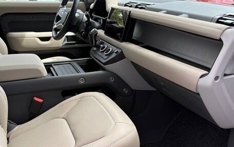 Land Rover Defender II, 2023 год, 13 500 000 рублей, 21 фотография