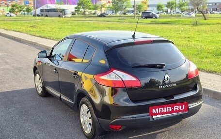 Renault Megane III, 2011 год, 690 000 рублей, 3 фотография