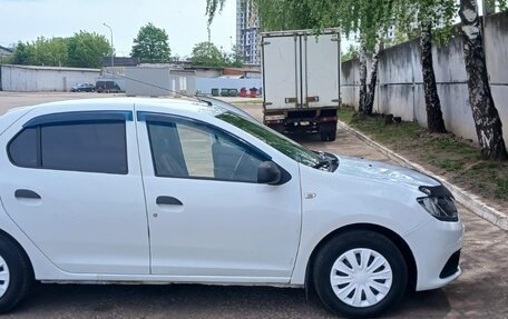 Renault Logan II, 2018 год, 620 000 рублей, 3 фотография