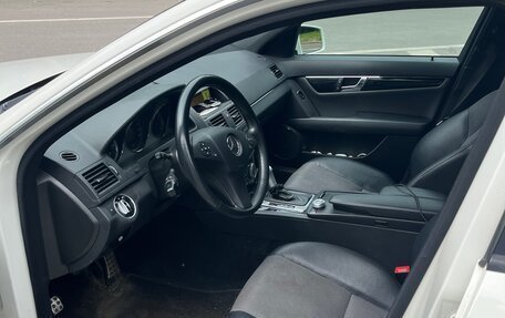 Mercedes-Benz C-Класс, 2010 год, 1 350 000 рублей, 5 фотография