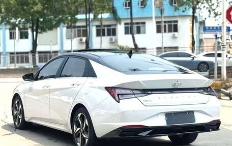 Hyundai Elantra, 2022 год, 1 275 100 рублей, 4 фотография