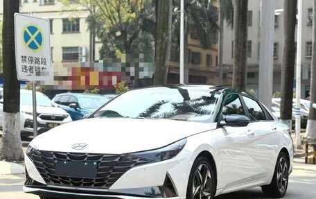 Hyundai Elantra, 2022 год, 1 275 100 рублей, 5 фотография