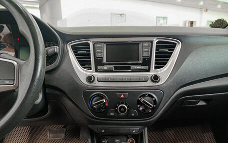 Hyundai Solaris II рестайлинг, 2019 год, 1 274 000 рублей, 19 фотография