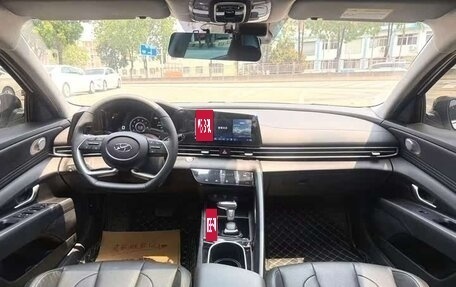 Hyundai Elantra, 2022 год, 1 275 100 рублей, 8 фотография