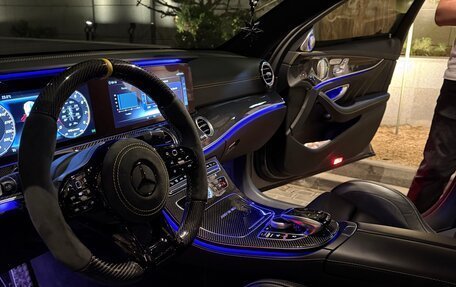 Mercedes-Benz E-Класс AMG, 2018 год, 9 000 000 рублей, 3 фотография