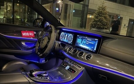 Mercedes-Benz E-Класс AMG, 2018 год, 9 000 000 рублей, 6 фотография
