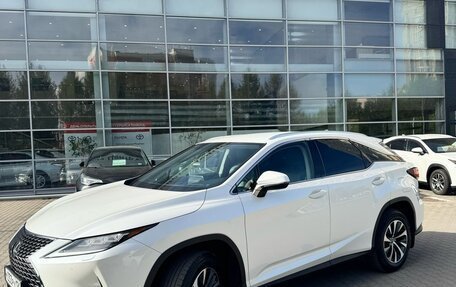 Lexus RX IV рестайлинг, 2020 год, 4 400 000 рублей, 17 фотография