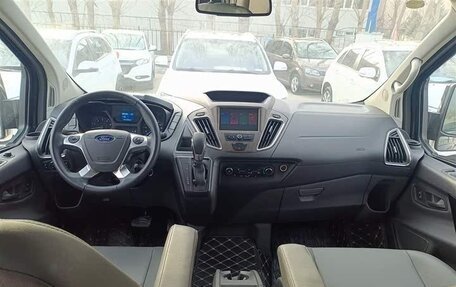 Ford Tourneo Custom I рестайлинг, 2021 год, 2 385 000 рублей, 8 фотография