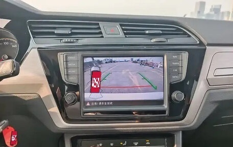Volkswagen Touran III, 2021 год, 1 749 000 рублей, 14 фотография