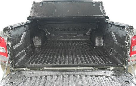 Mitsubishi L200 IV рестайлинг, 2015 год, 1 989 000 рублей, 22 фотография