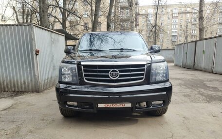 Cadillac Escalade II, 2001 год, 1 450 000 рублей, 2 фотография