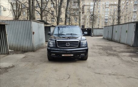 Cadillac Escalade II, 2001 год, 1 450 000 рублей, 3 фотография