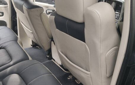 Cadillac Escalade II, 2001 год, 1 450 000 рублей, 17 фотография
