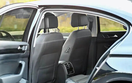 Volkswagen Passat B8 рестайлинг, 2021 год, 2 112 000 рублей, 13 фотография