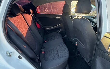 Hyundai Solaris II рестайлинг, 2016 год, 1 240 000 рублей, 10 фотография
