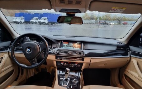 BMW 5 серия, 2014 год, 1 800 000 рублей, 3 фотография