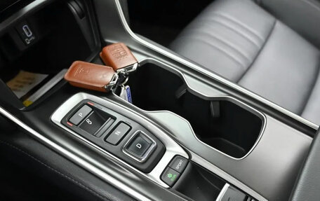Honda Accord IX рестайлинг, 2022 год, 2 000 000 рублей, 9 фотография